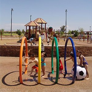 https://www.chandleraz.gov/sites/default/files/inline-images/Local-Kids-Enjoying-Chuparosa-Park-Spray-Pad.jpg
