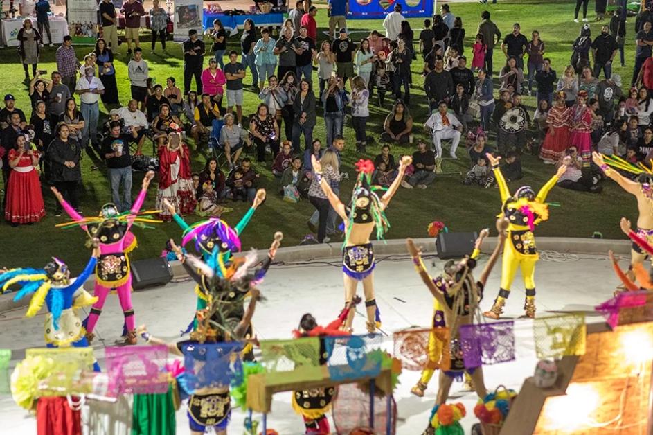 Fiesta Mexicana onstage at last year's Dia de los Muertos event