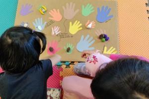 Program attendees during an Art Tots program at Chandler Museum